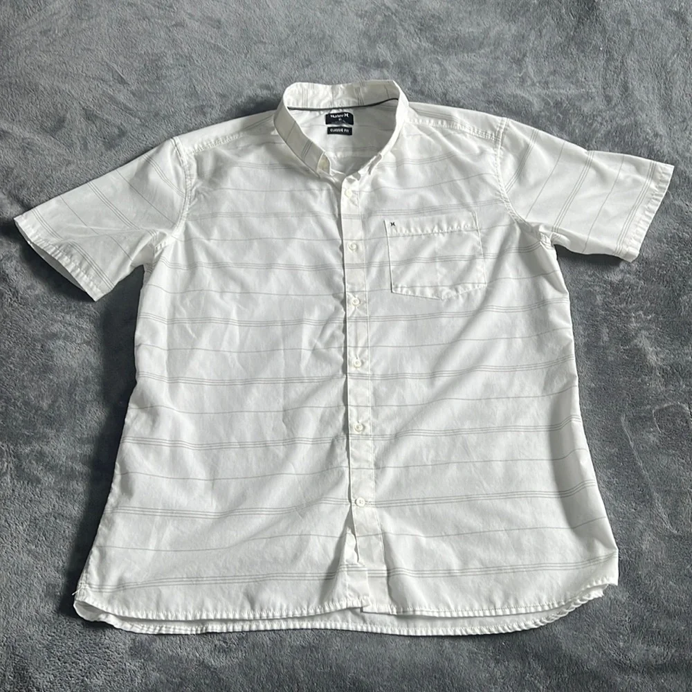 Hurley Men's Short Sleeve Button Down Size XL - Picture 1 of 2